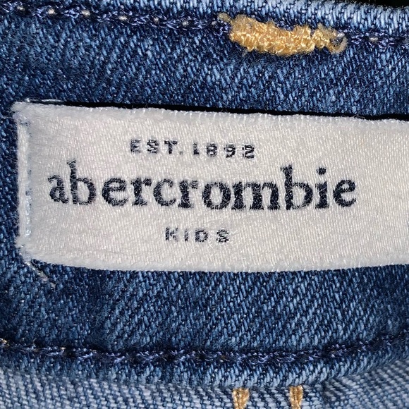 Abercromie shorts - Picture 5 of 6